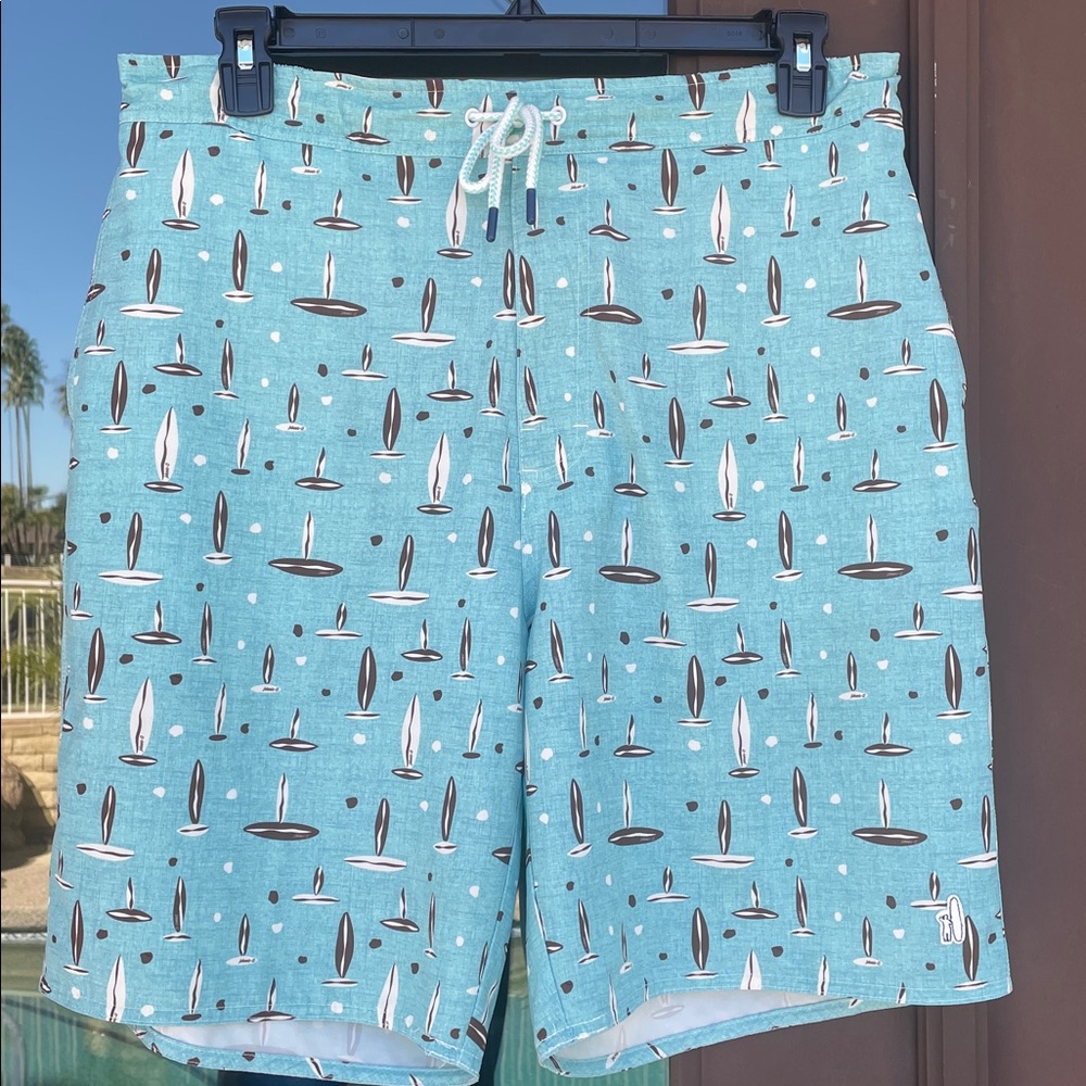 johnnie-O Retro-Style Surf Board Swim Trunks XL